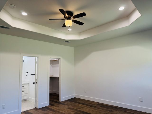 8437 Winthrop Street, Houston, TX 77075