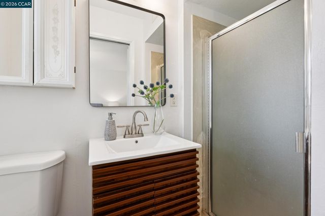 1315 El Curtola, Lafayette, CA 94549