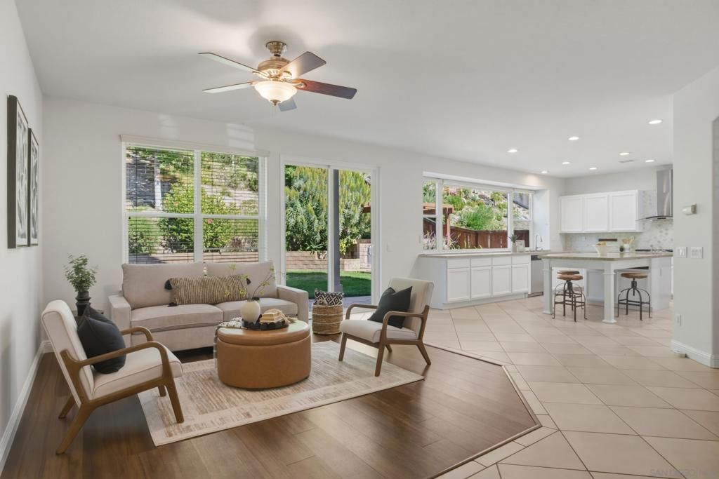 Image 13 of property listing at 3335 Avenida Nieve, Carlsbad, CA 92009
