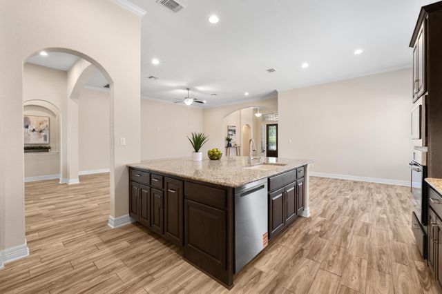 809 Breezygrass WAY, Georgetown, TX 78626