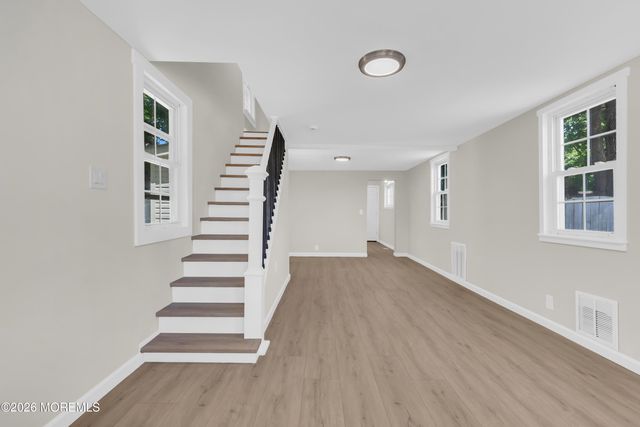 1211 Bryant Avenue, Toms River, NJ 08753