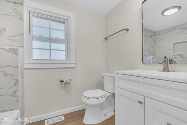 1211 Bryant Avenue, Toms River, NJ 08753