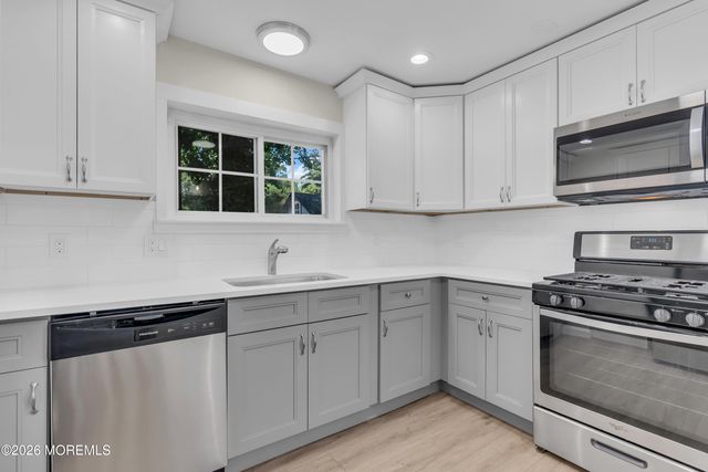 1211 Bryant Avenue, Toms River, NJ 08753