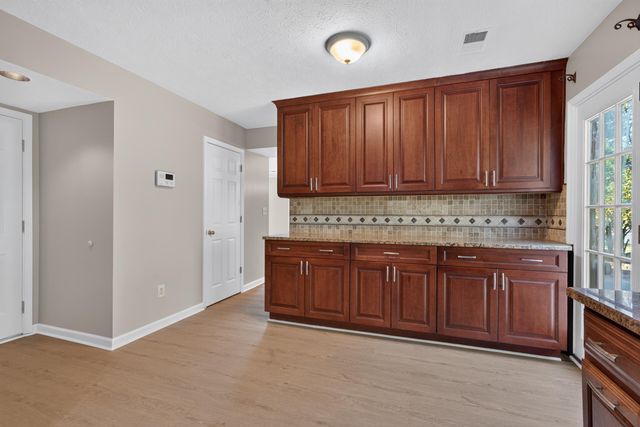 1196 Lacy Lane, Lexington, KY 40513