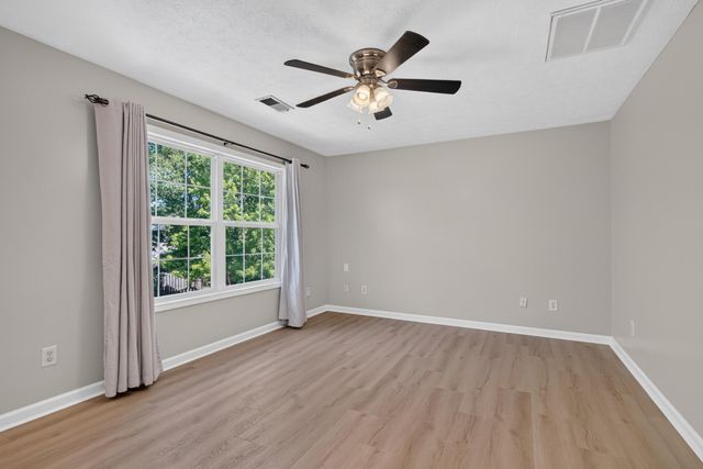 1196 Lacy Lane, Lexington, KY 40513