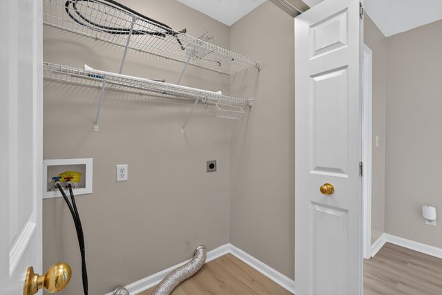 1196 Lacy Lane, Lexington, KY 40513