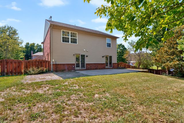 1196 Lacy Lane, Lexington, KY 40513