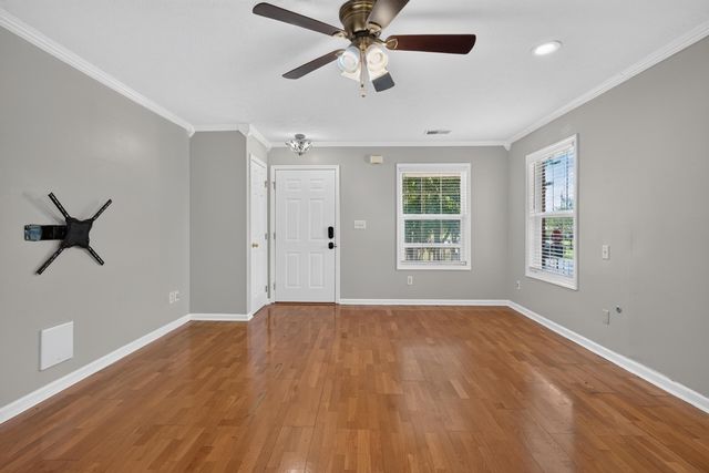 1196 Lacy Lane, Lexington, KY 40513