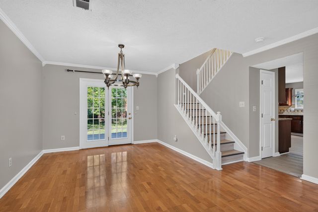 1196 Lacy Lane, Lexington, KY 40513