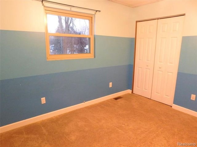 21367 Wendell Street, Clinton Township, MI 48036