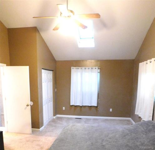 21367 Wendell Street, Clinton Township, MI 48036