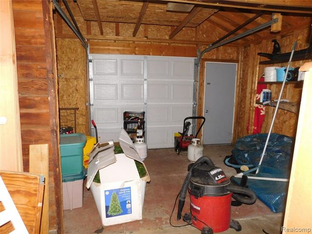 21367 Wendell Street, Clinton Township, MI 48036