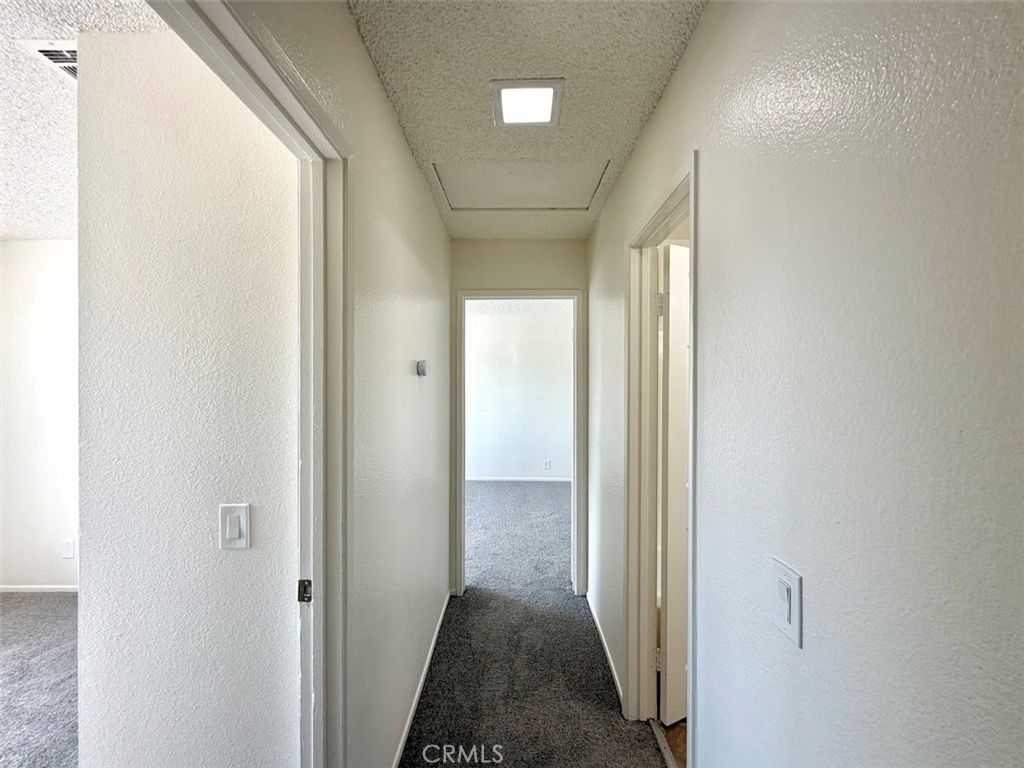Image 11 of property listing at 345 N Eucalyptus Avenue 1, Rialto, CA 92376