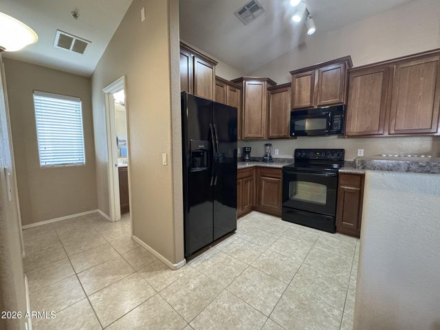 2727 N PRICE Road 6, Chandler, AZ 85224