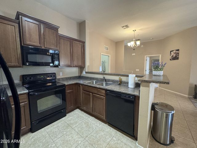 2727 N PRICE Road 6, Chandler, AZ 85224