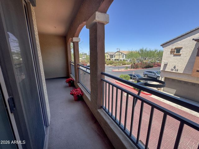 2727 N PRICE Road 6, Chandler, AZ 85224