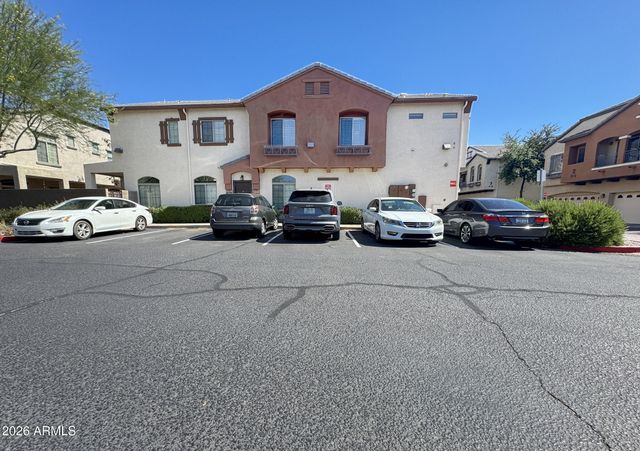 2727 N PRICE Road 6, Chandler, AZ 85224