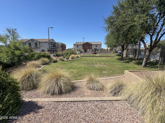 2727 N PRICE Road 6, Chandler, AZ 85224