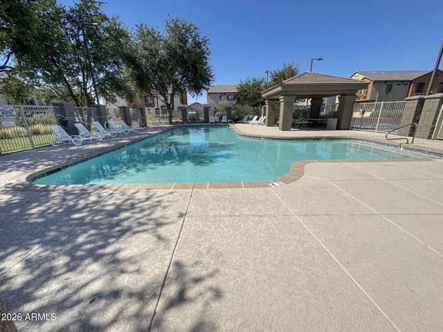 2727 N PRICE Road 6, Chandler, AZ 85224