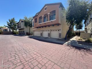 2727 N PRICE Road 6, Chandler, AZ 85224