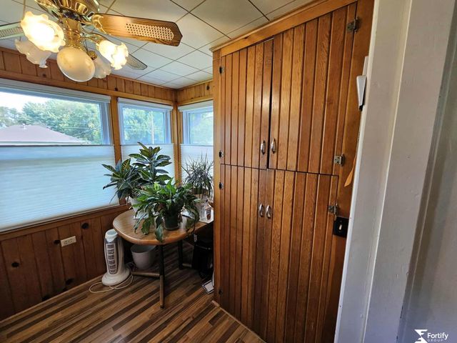 1212 H Street, Geneva, NE 68361