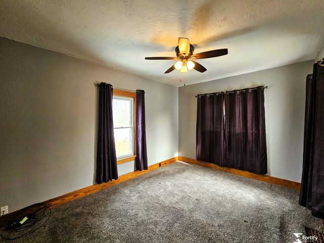 1212 H Street, Geneva, NE 68361