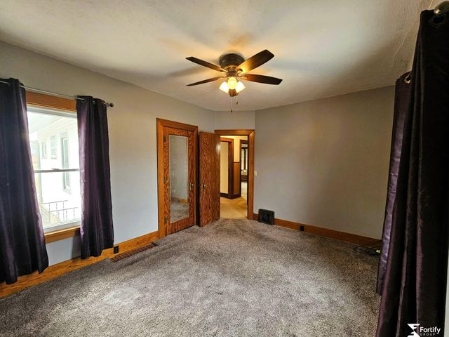 1212 H Street, Geneva, NE 68361