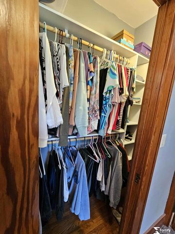 1212 H Street, Geneva, NE 68361