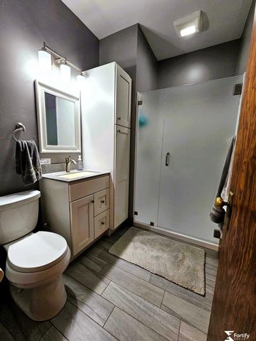 1212 H Street, Geneva, NE 68361