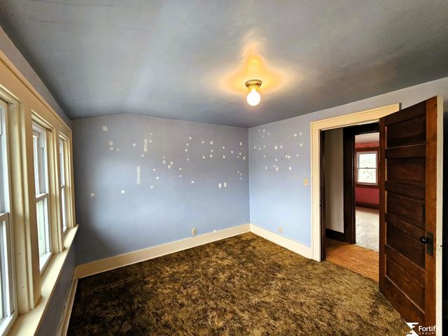 1212 H Street, Geneva, NE 68361