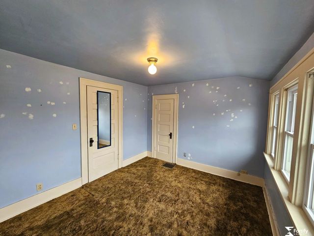 1212 H Street, Geneva, NE 68361