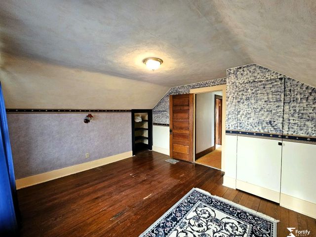 1212 H Street, Geneva, NE 68361