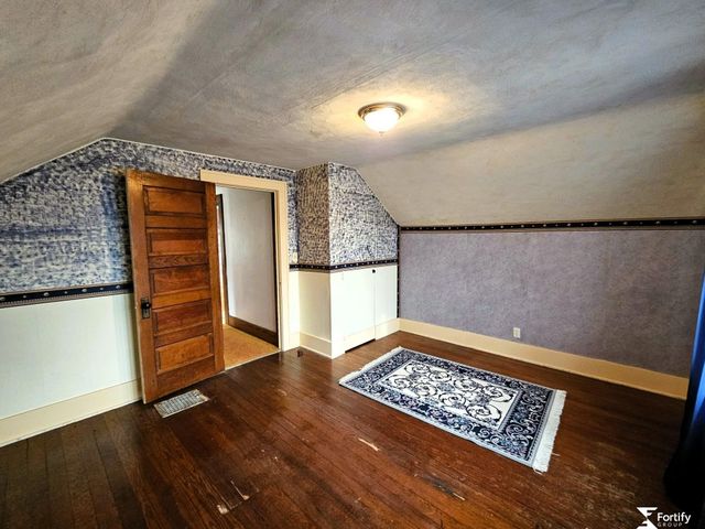 1212 H Street, Geneva, NE 68361