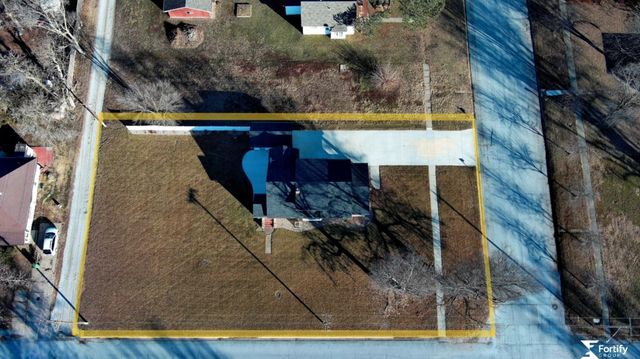 1212 H Street, Geneva, NE 68361