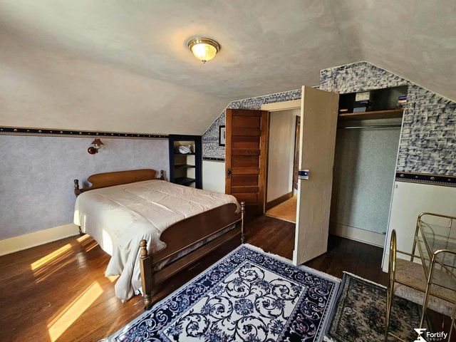 1212 H Street, Geneva, NE 68361