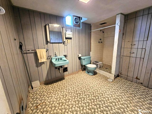 1212 H Street, Geneva, NE 68361