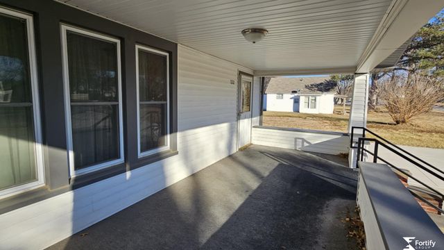 1212 H Street, Geneva, NE 68361