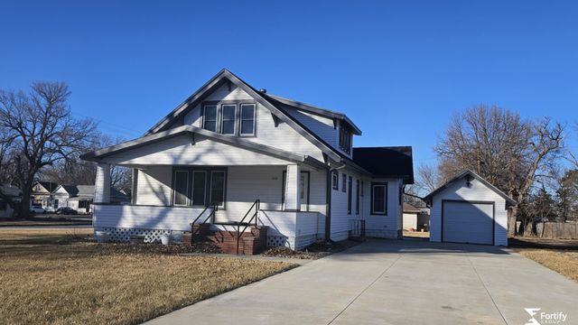 1212 H Street, Geneva, NE 68361
