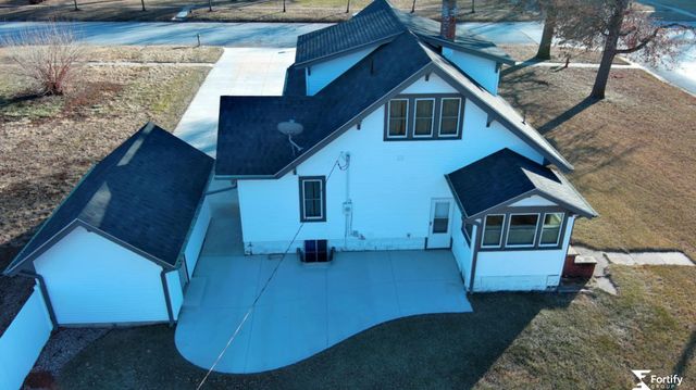 1212 H Street, Geneva, NE 68361