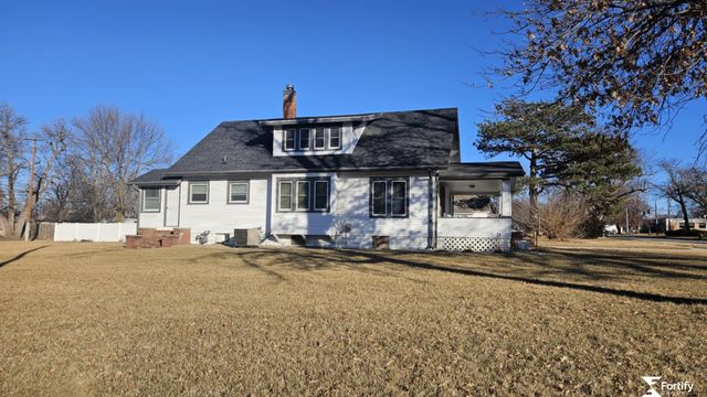 1212 H Street, Geneva, NE 68361