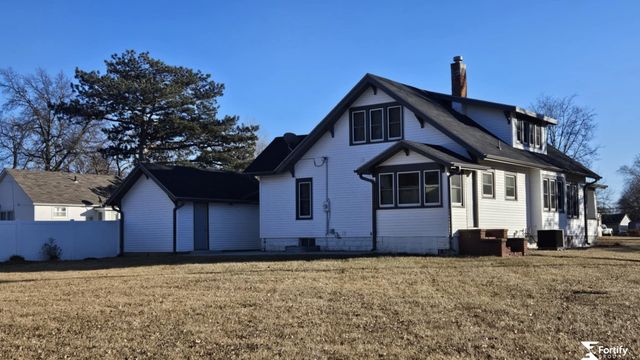 1212 H Street, Geneva, NE 68361