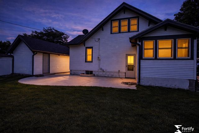 1212 H Street, Geneva, NE 68361