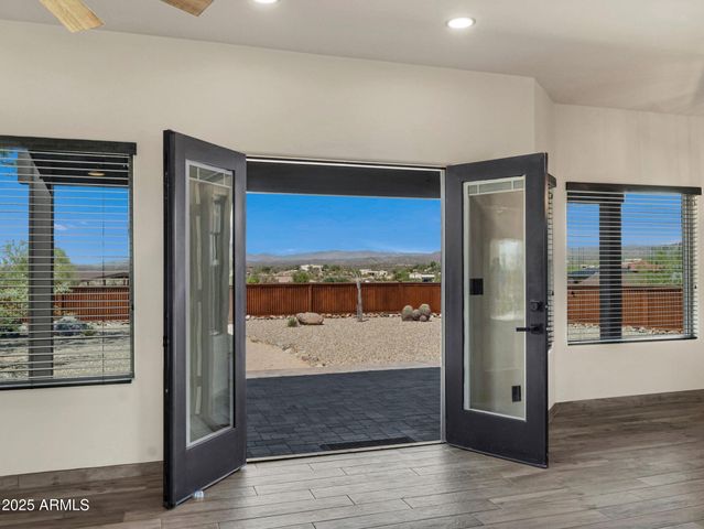 44635 N San Domingo Peak Trail, Morristown, AZ 85342