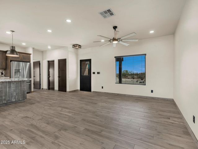 44635 N San Domingo Peak Trail, Morristown, AZ 85342