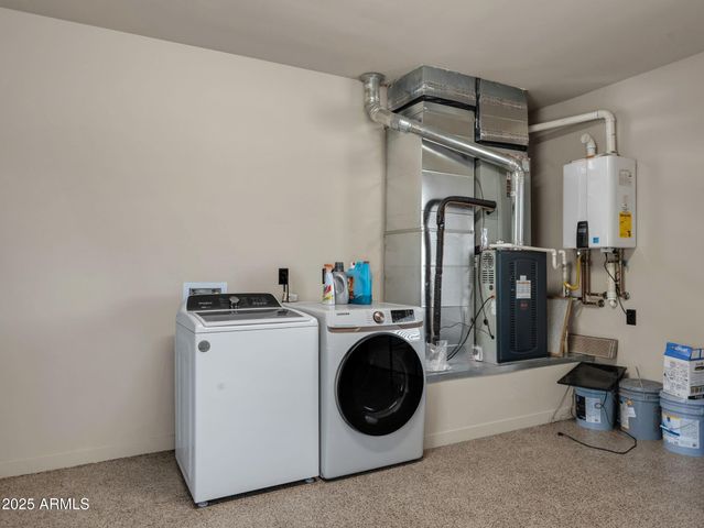 44635 N San Domingo Peak Trail, Morristown, AZ 85342