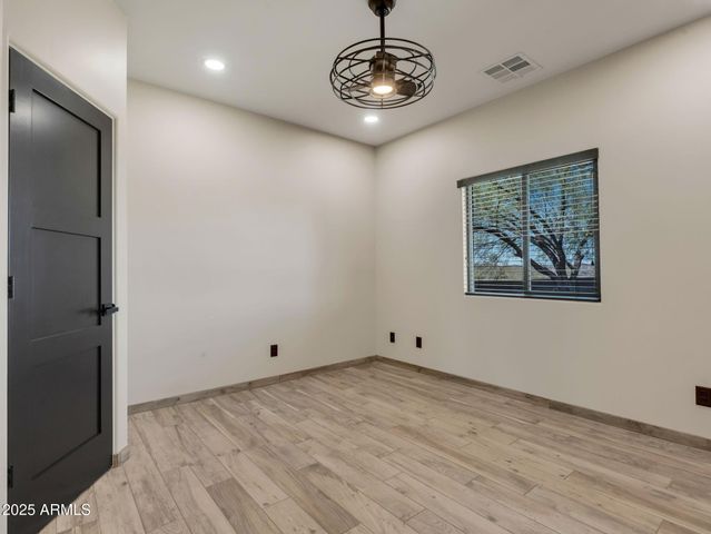 44635 N San Domingo Peak Trail, Morristown, AZ 85342