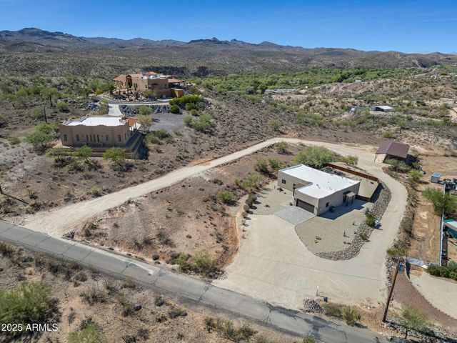 44635 N San Domingo Peak Trail, Morristown, AZ 85342