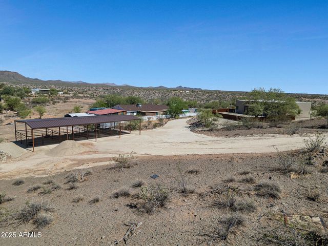 44635 N San Domingo Peak Trail, Morristown, AZ 85342