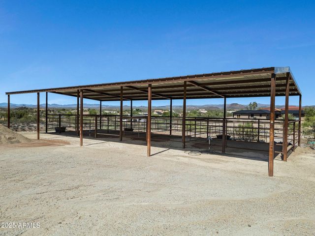 44635 N San Domingo Peak Trail, Morristown, AZ 85342