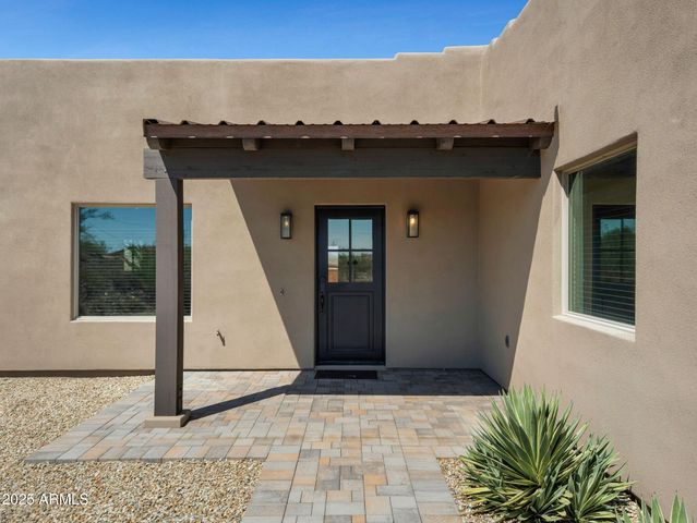 44635 N San Domingo Peak Trail, Morristown, AZ 85342